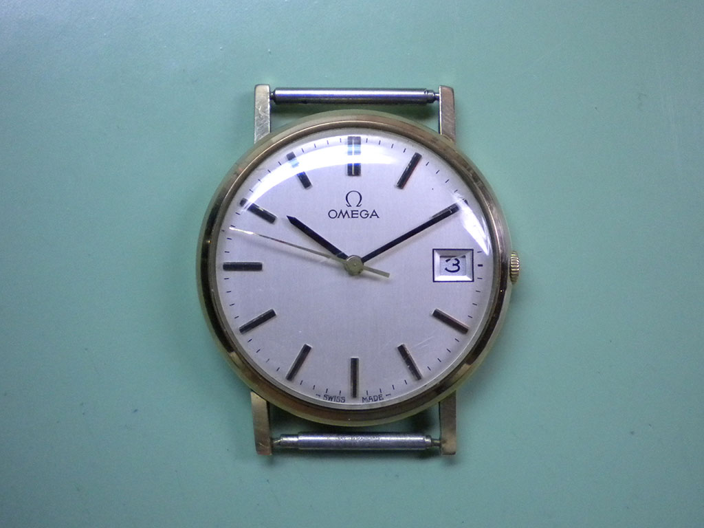 Gold Omega dress watch, calibre 1030 